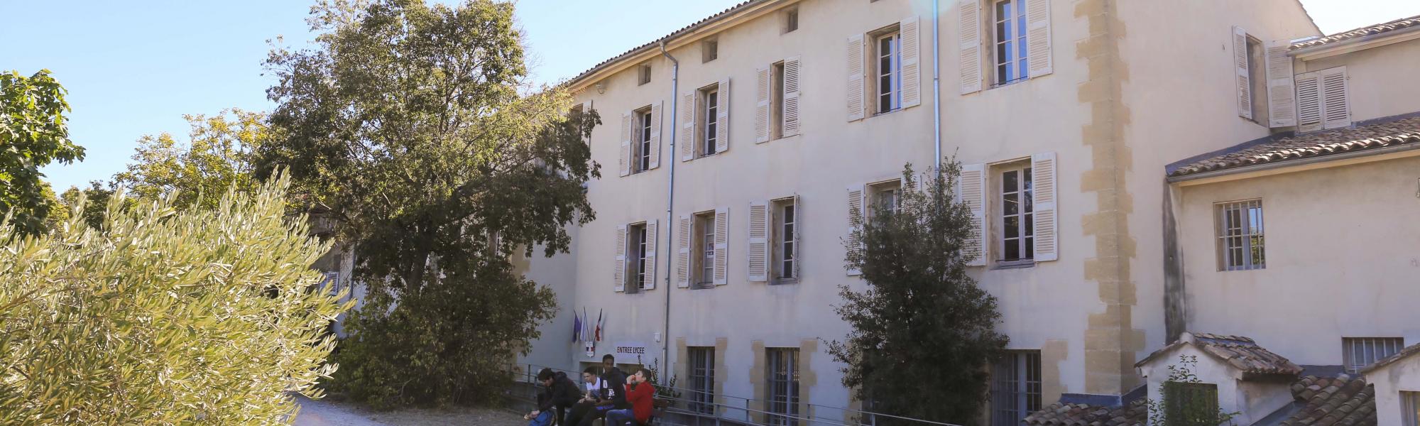 Le lycée Célony